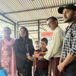 कमल गाउँ पालिकामा  स्वास्थ्य परिक्षणका साथै  परिचयपत्र  वितरण